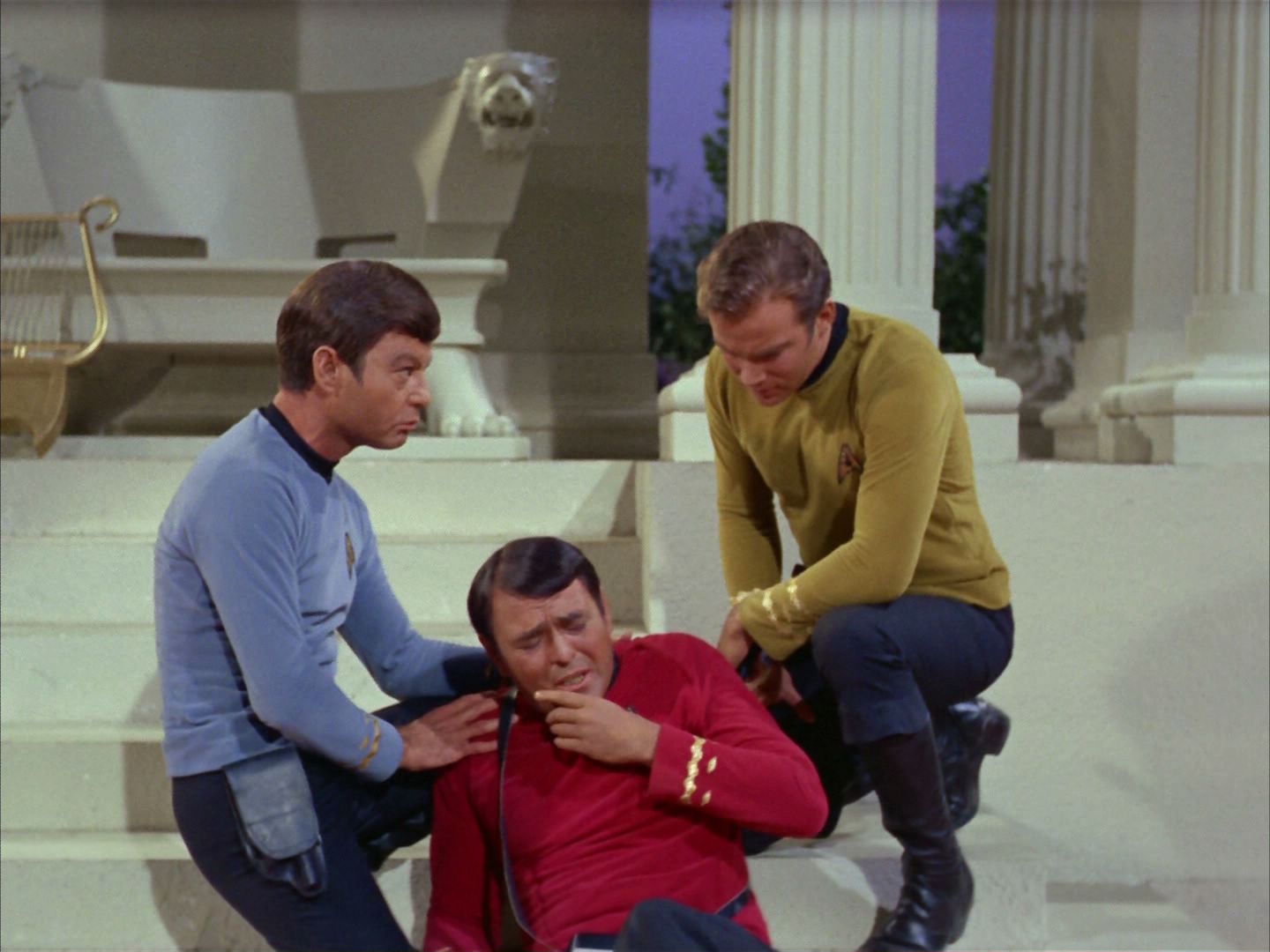 ariane179254_StarTrek_2x02_WhoMournsForAdonais_0592.jpg
