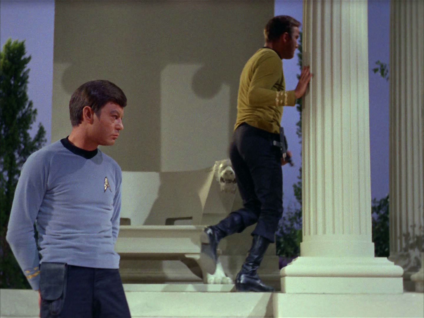ariane179254_StarTrek_2x02_WhoMournsForAdonais_0615.jpg
