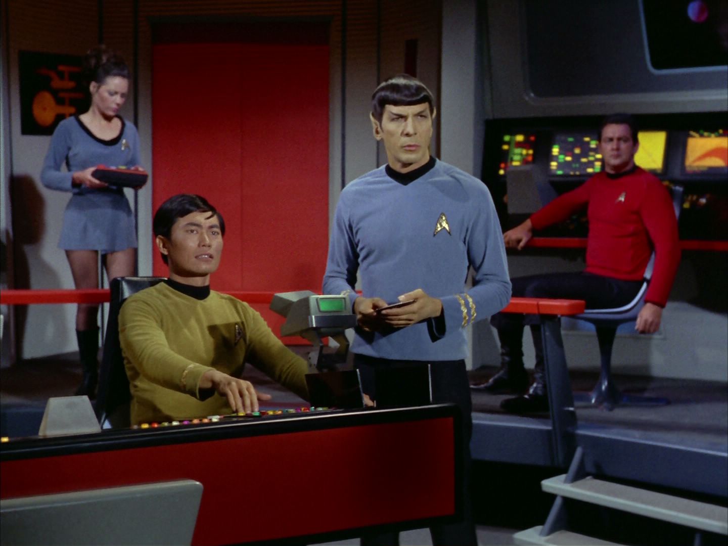 ariane179254_StarTrek_2x02_WhoMournsForAdonais_0654.jpg