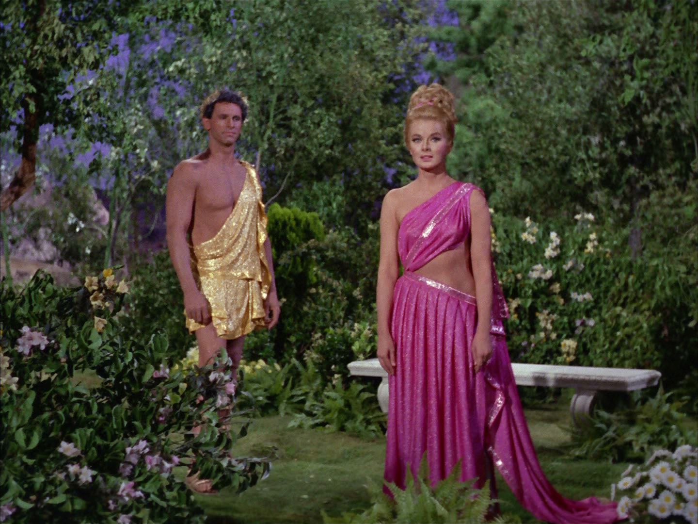 ariane179254_StarTrek_2x02_WhoMournsForAdonais_0683.jpg