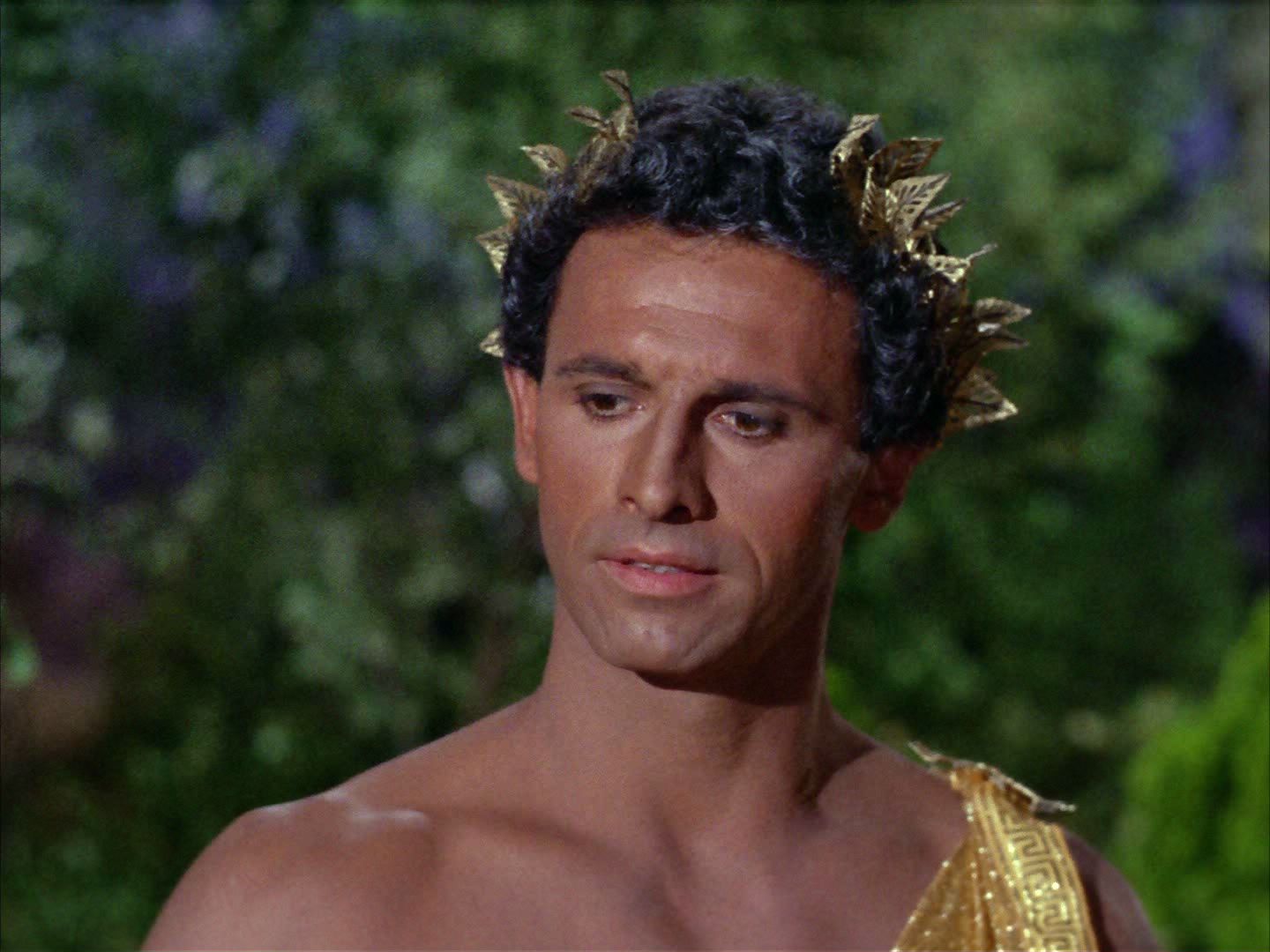 ariane179254_StarTrek_2x02_WhoMournsForAdonais_0717.jpg
