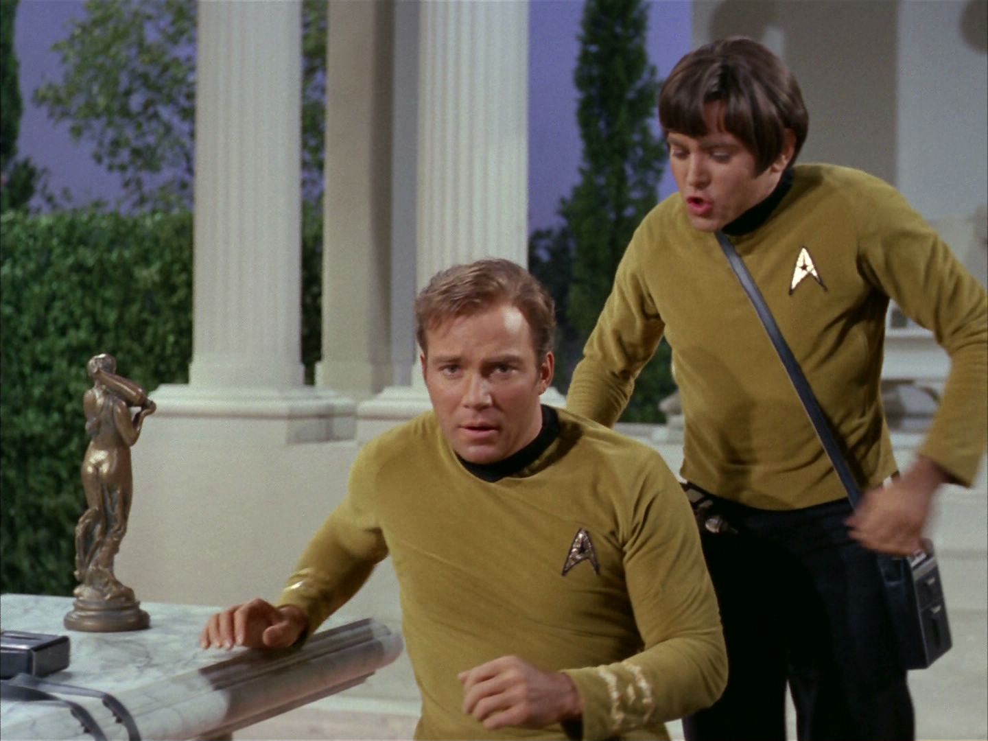 ariane179254_StarTrek_2x02_WhoMournsForAdonais_0852.jpg