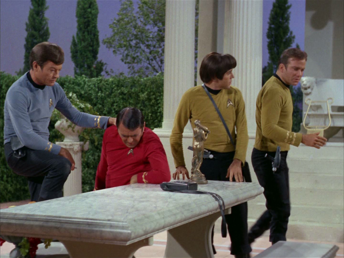 ariane179254_StarTrek_2x02_WhoMournsForAdonais_0865.jpg