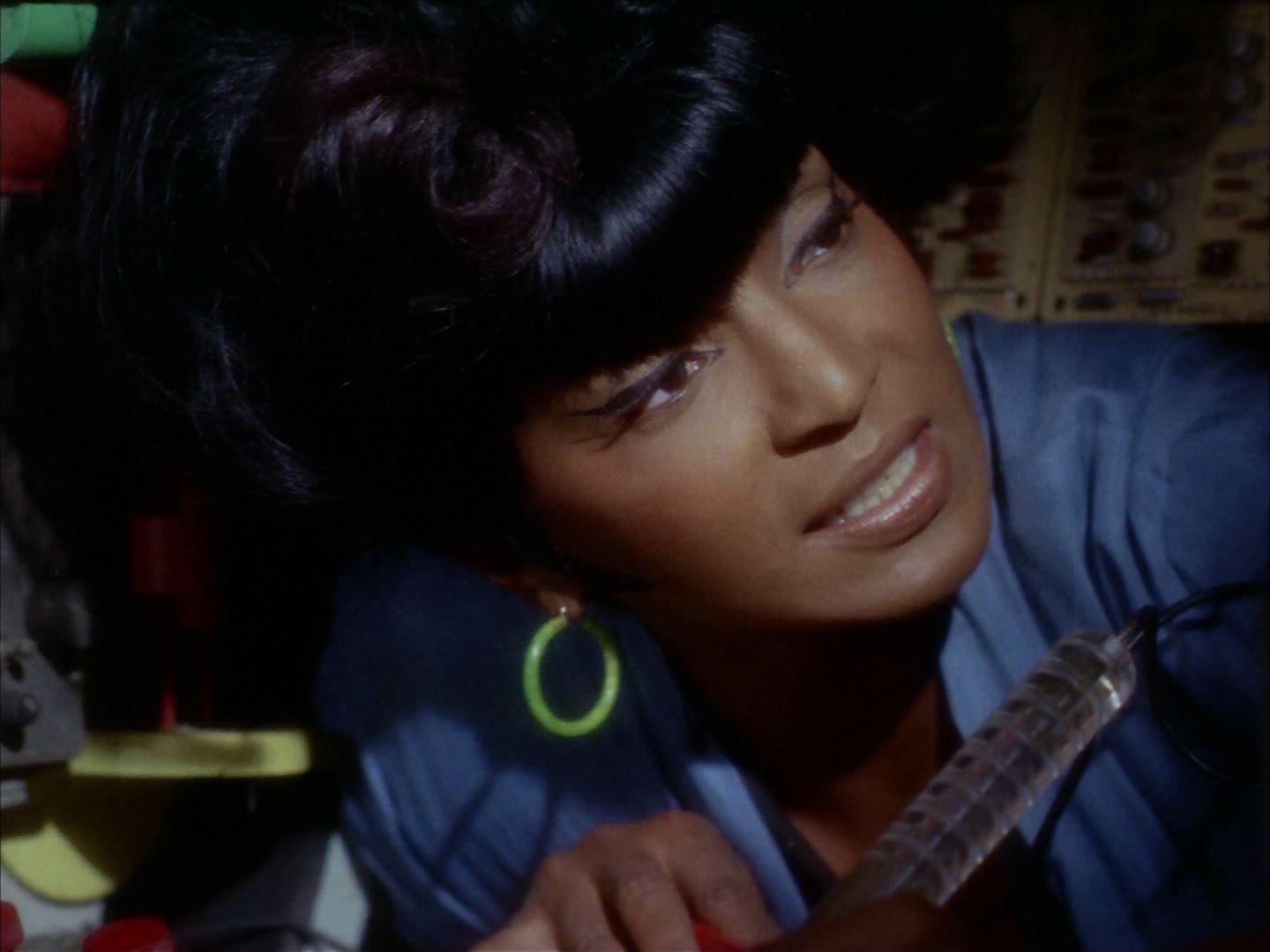ariane179254_StarTrek_2x02_WhoMournsForAdonais_0912.jpg