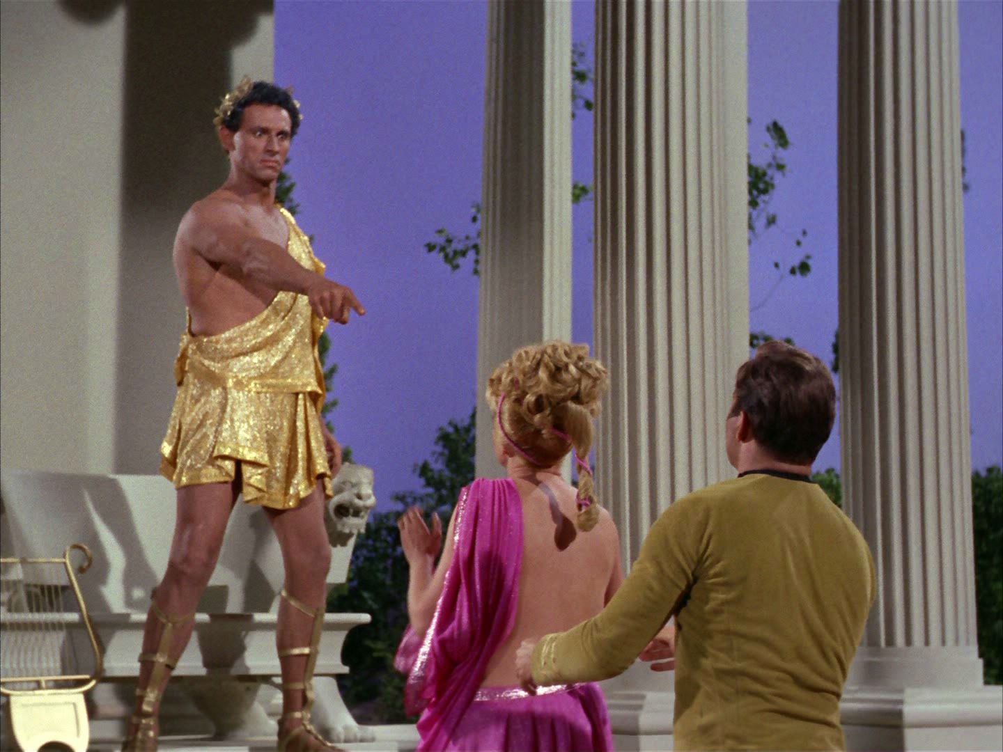 ariane179254_StarTrek_2x02_WhoMournsForAdonais_1007.jpg