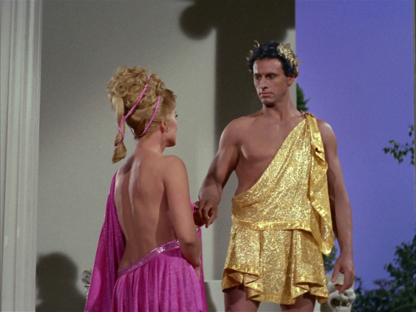 ariane179254_StarTrek_2x02_WhoMournsForAdonais_1032.jpg