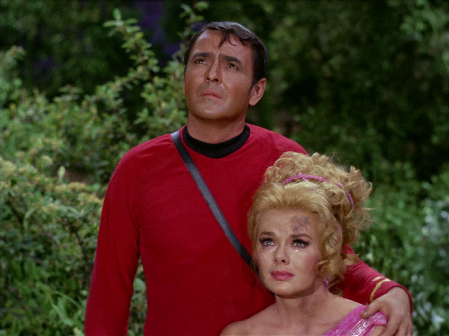 ariane179254_StarTrek_2x02_WhoMournsForAdonais_1449.jpg
