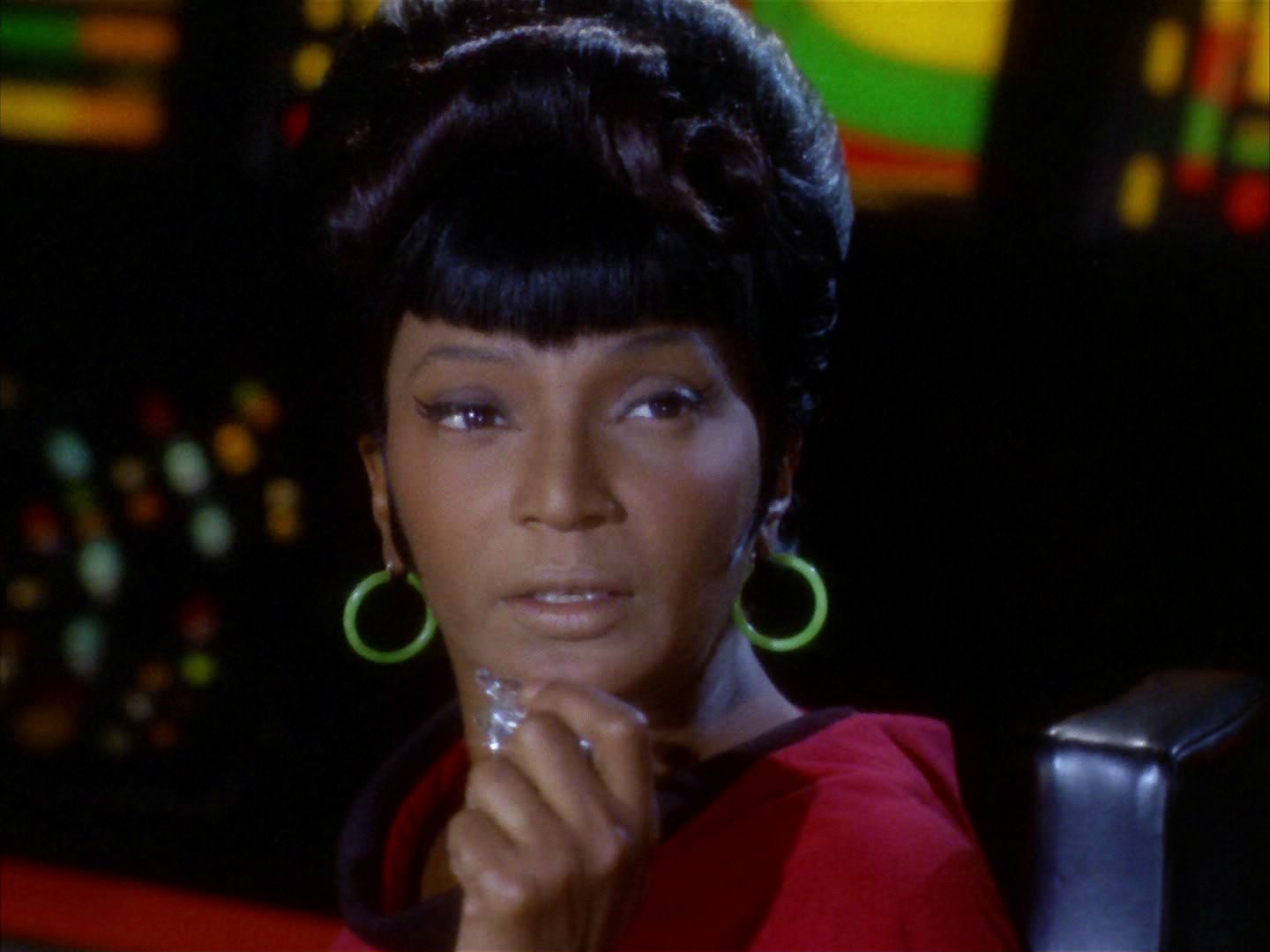 ariane179254_StarTrek_2x03_TheChangeling_0009.jpg