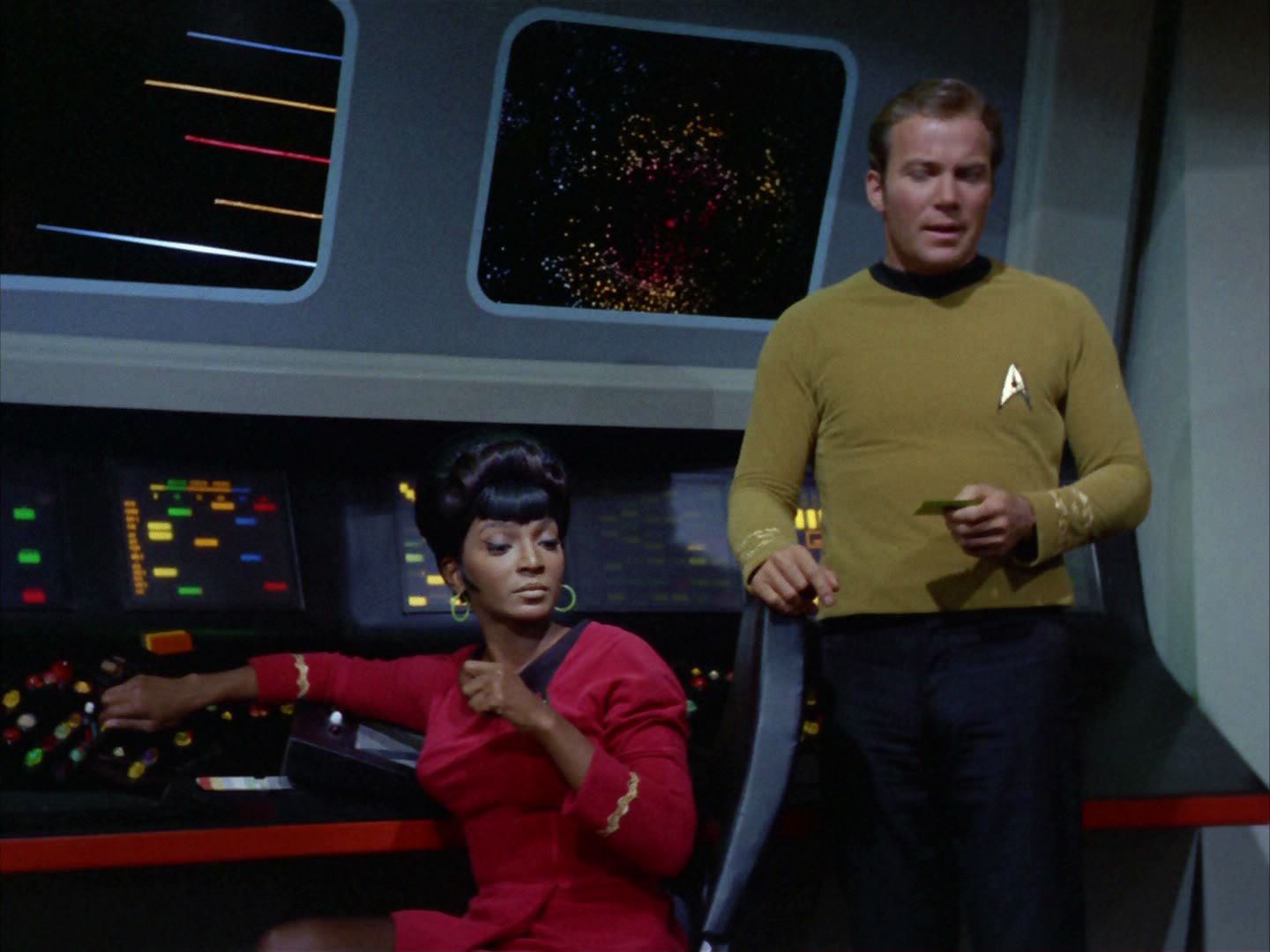 ariane179254_StarTrek_2x03_TheChangeling_0012.jpg