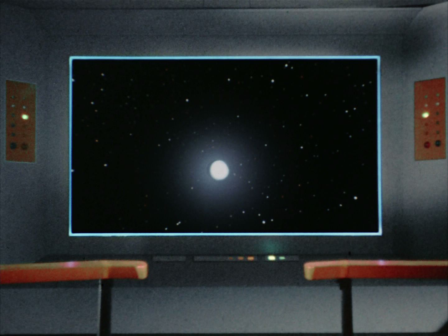 ariane179254_StarTrek_2x03_TheChangeling_0050.jpg
