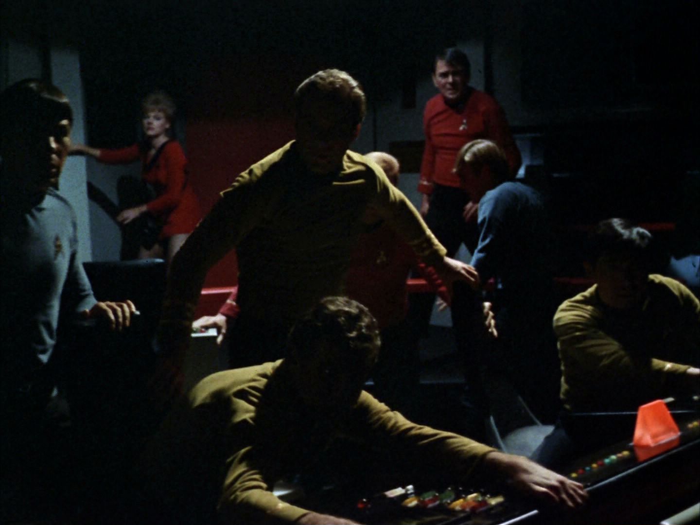 ariane179254_StarTrek_2x03_TheChangeling_0066.jpg