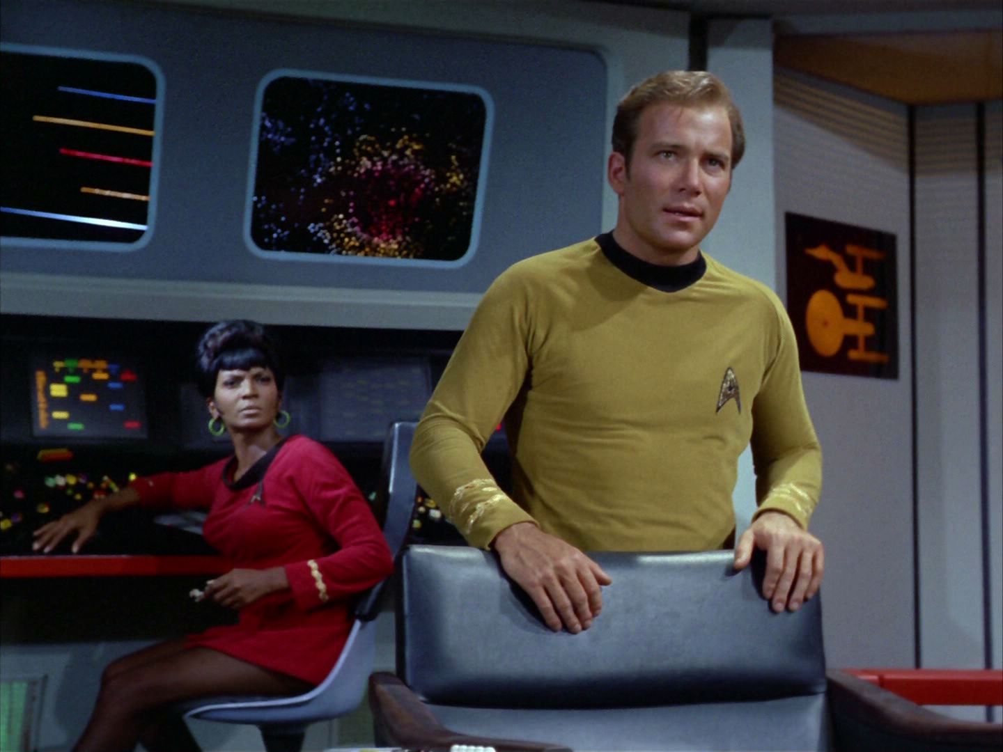 ariane179254_StarTrek_2x03_TheChangeling_0084.jpg