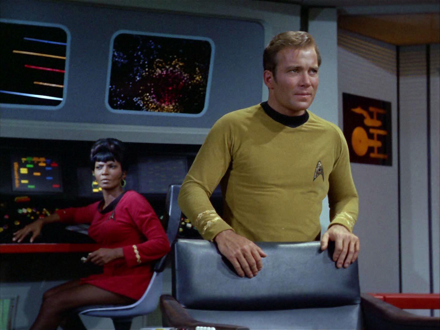 ariane179254_StarTrek_2x03_TheChangeling_0087.jpg