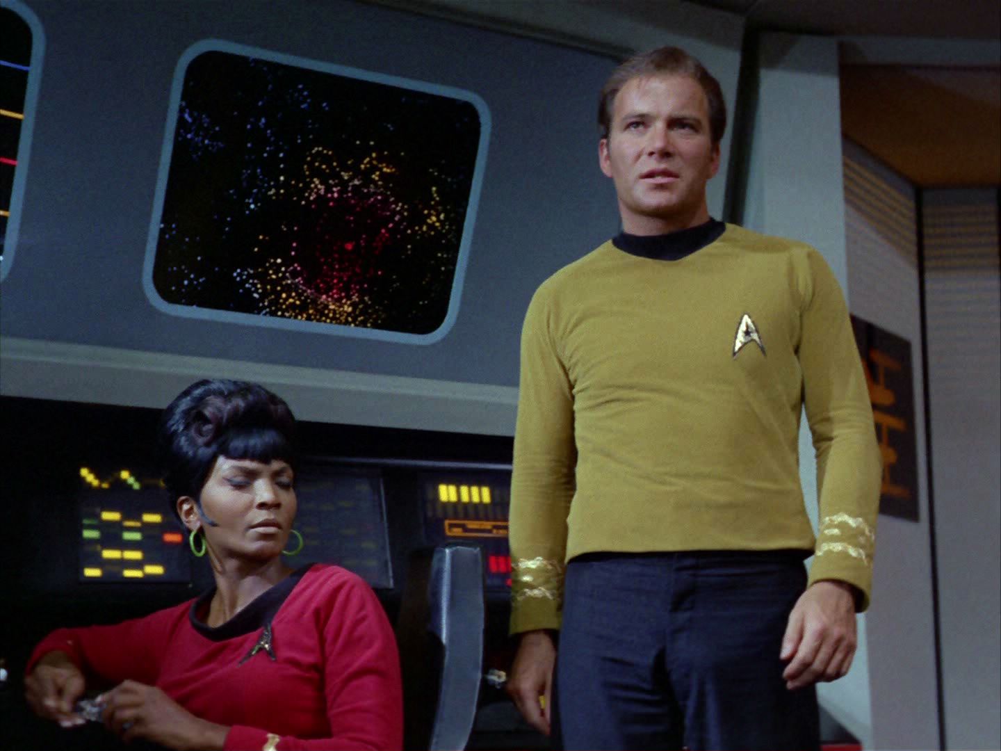 ariane179254_StarTrek_2x03_TheChangeling_0093.jpg