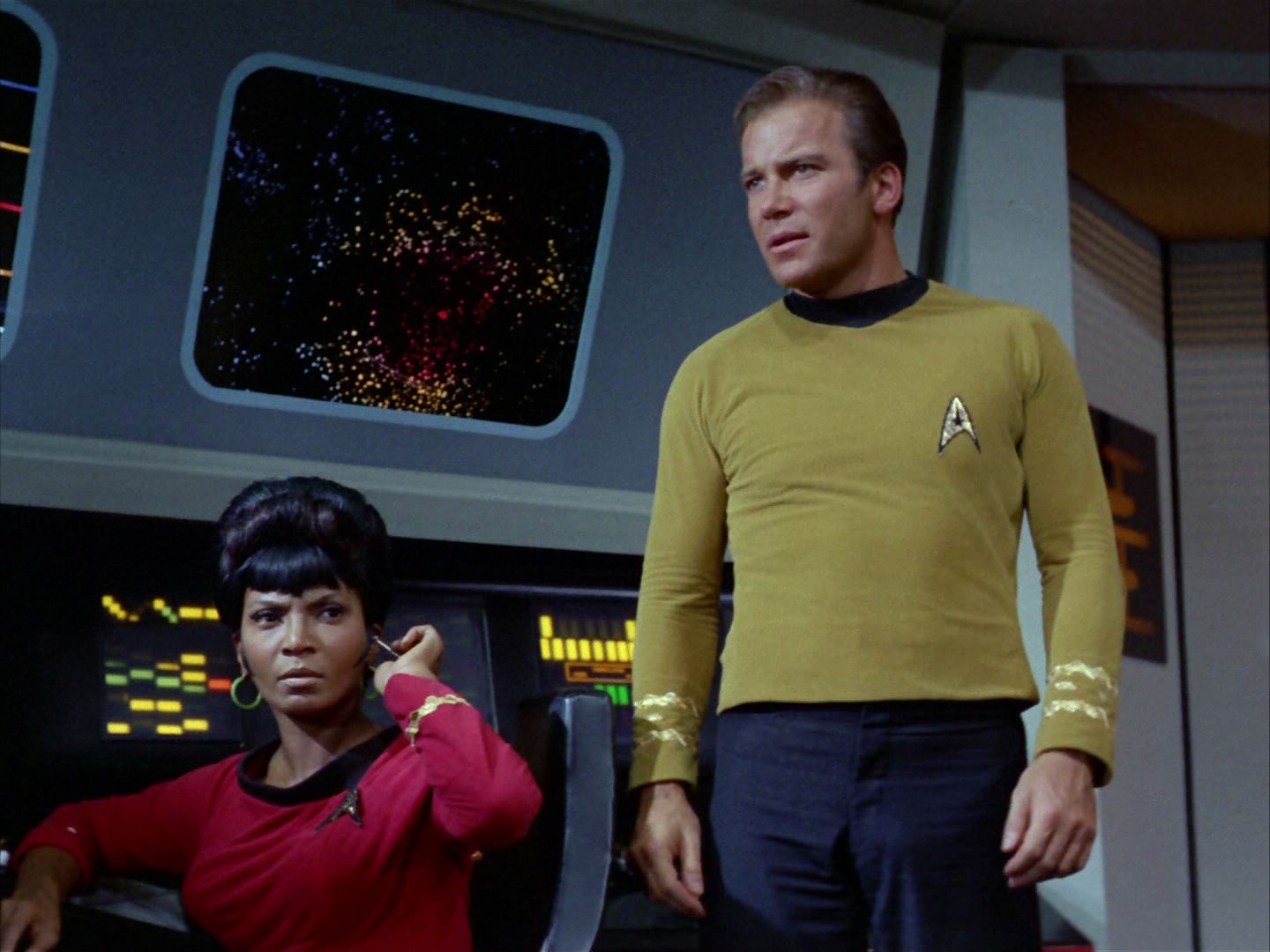 ariane179254_StarTrek_2x03_TheChangeling_0094.jpg