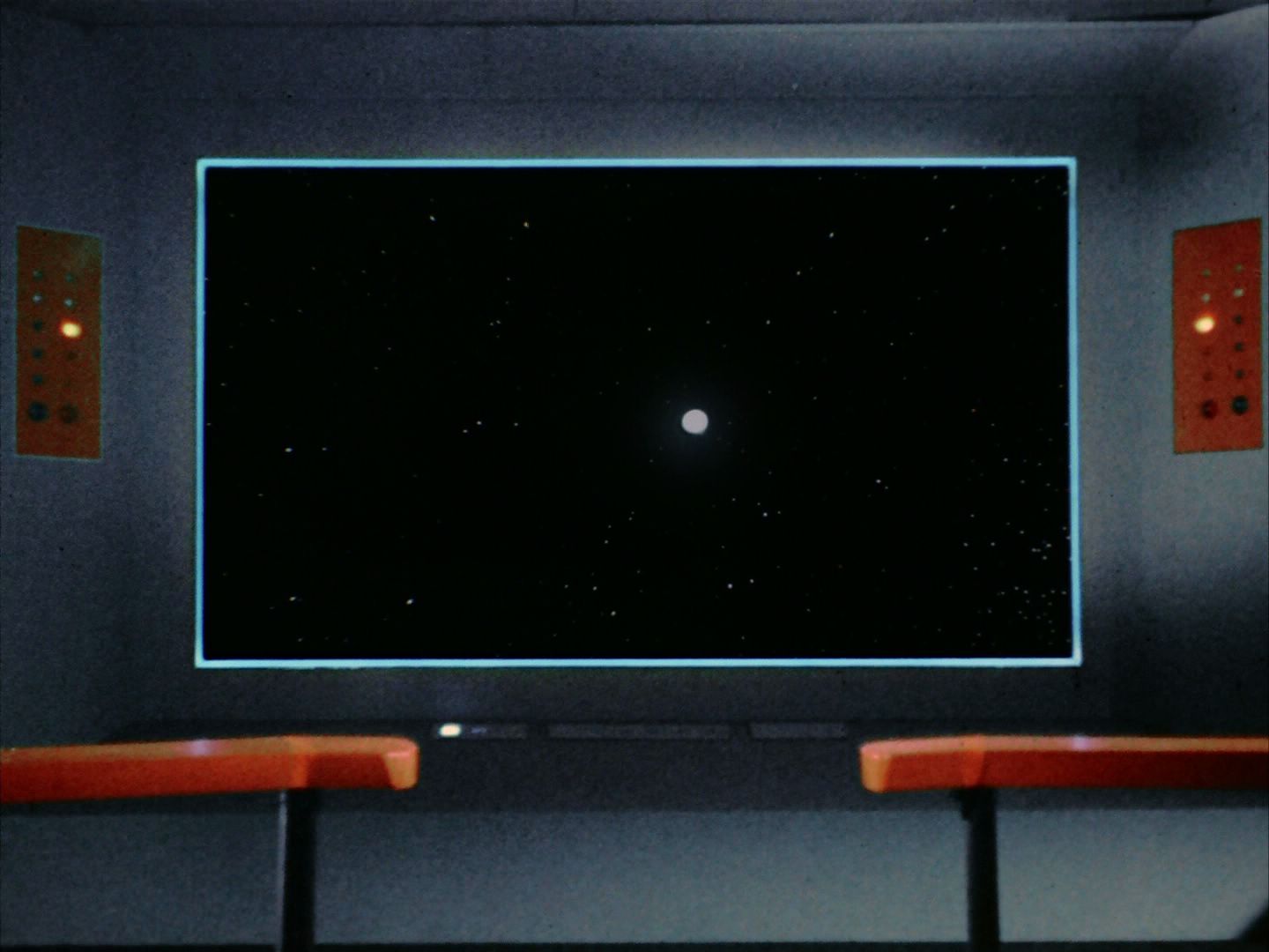 ariane179254_StarTrek_2x03_TheChangeling_0096.jpg