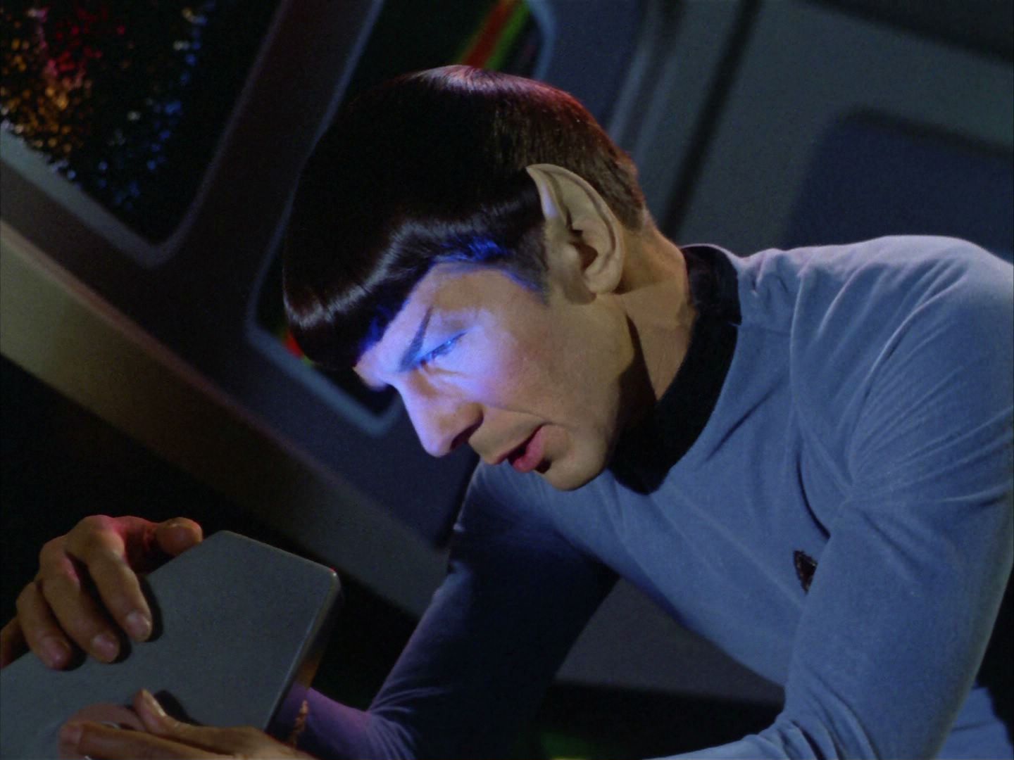 ariane179254_StarTrek_2x03_TheChangeling_0160.jpg