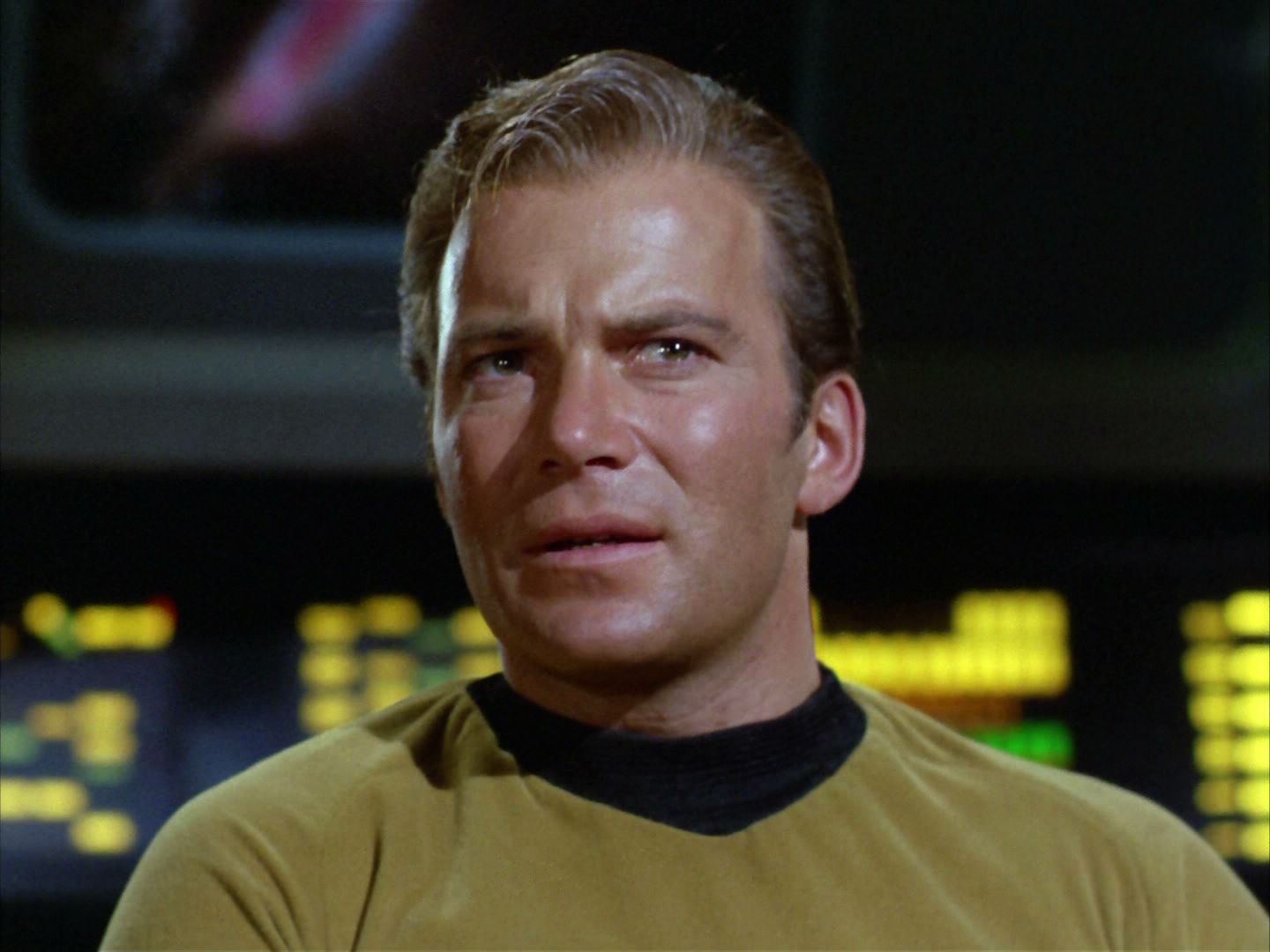 ariane179254_StarTrek_2x03_TheChangeling_0174.jpg