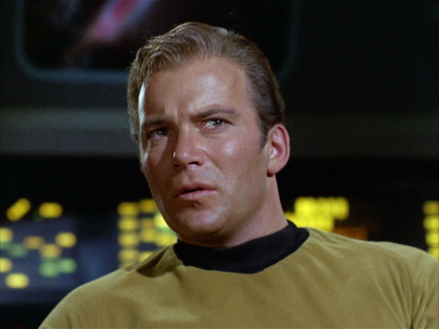 ariane179254_StarTrek_2x03_TheChangeling_0187.jpg
