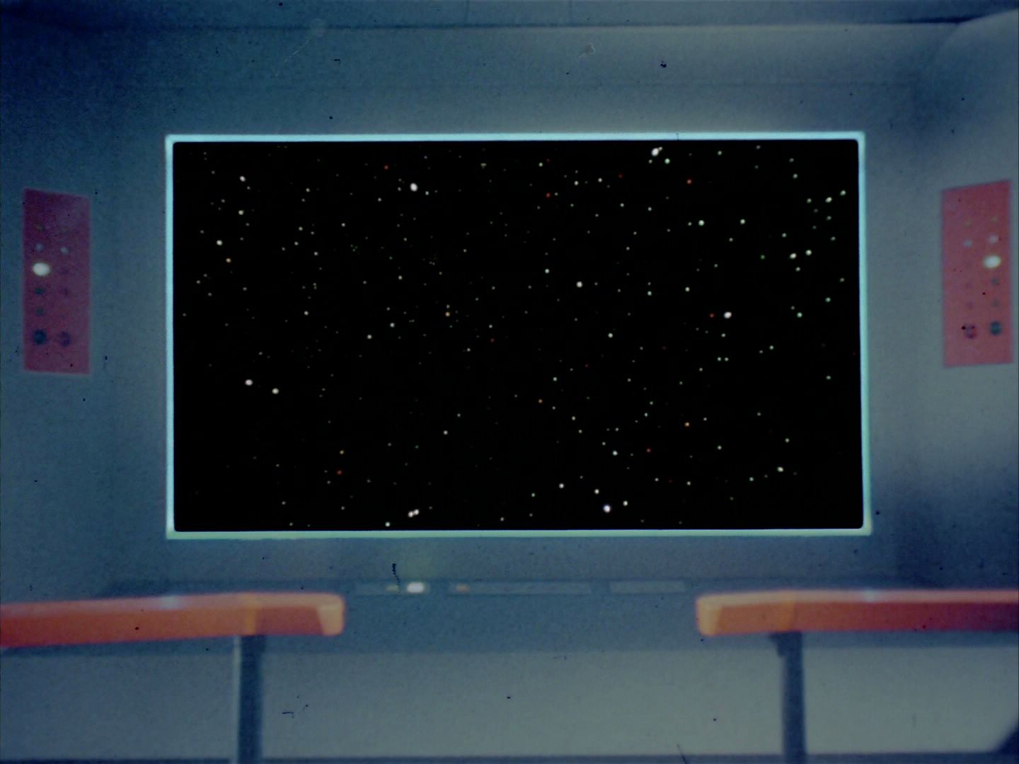 ariane179254_StarTrek_2x03_TheChangeling_0196.jpg