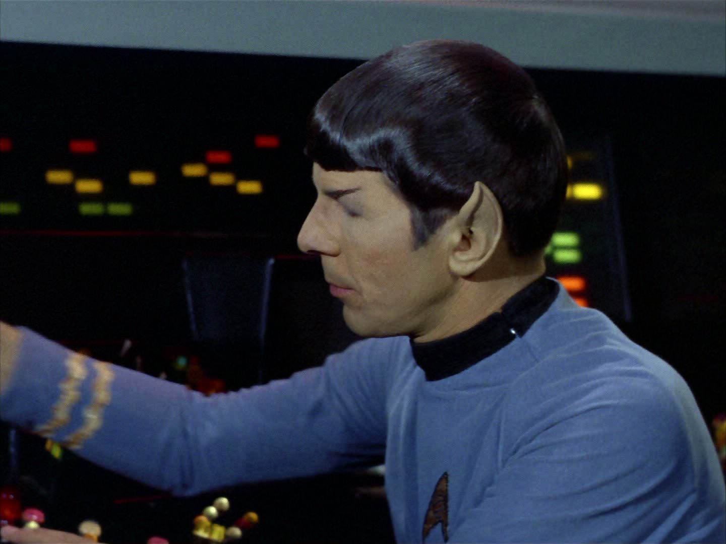 ariane179254_StarTrek_2x03_TheChangeling_0200.jpg