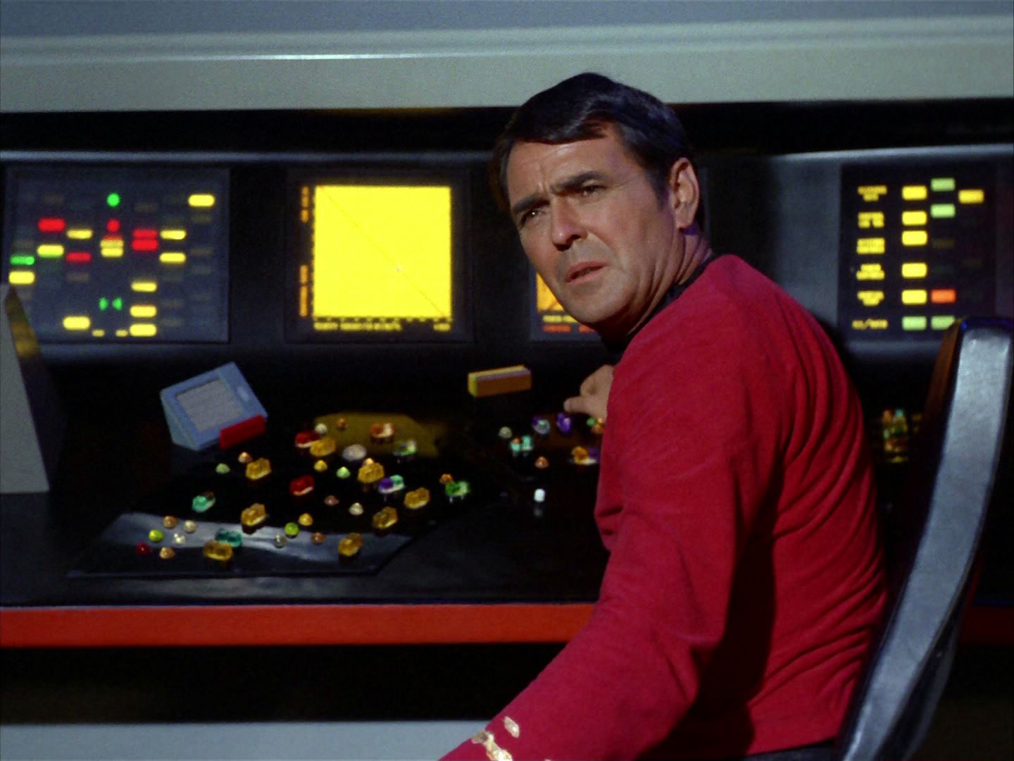 ariane179254_StarTrek_2x03_TheChangeling_0215.jpg