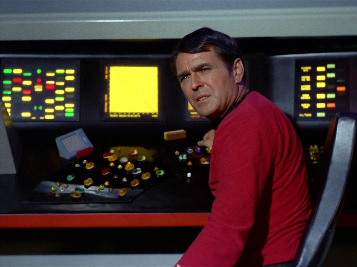 ariane179254_StarTrek_2x03_TheChangeling_0216.jpg