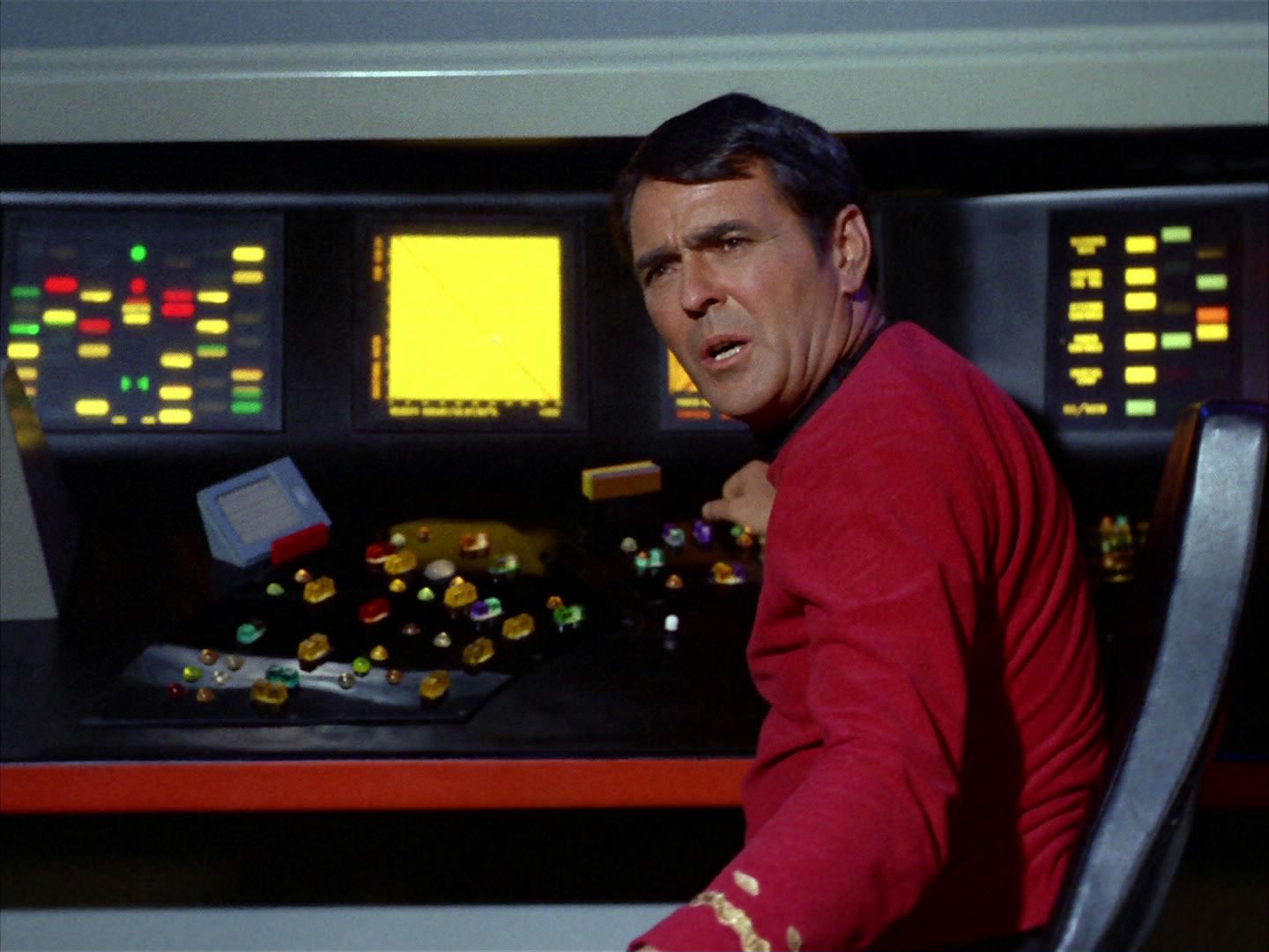 ariane179254_StarTrek_2x03_TheChangeling_0217.jpg