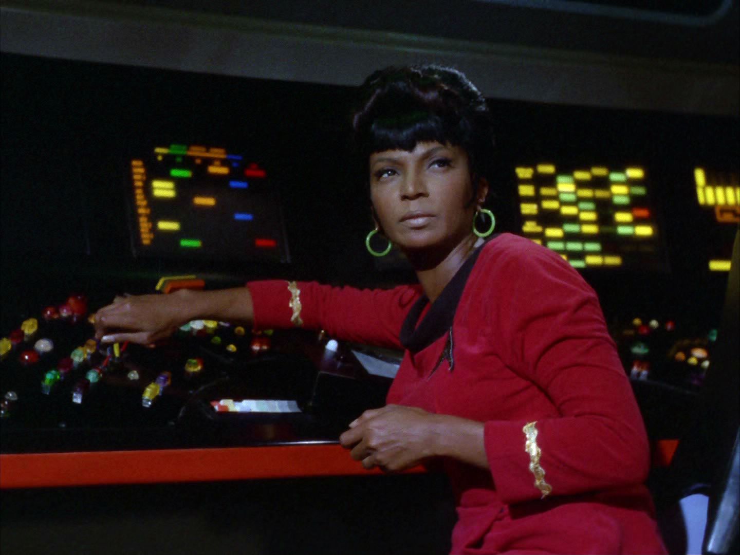 ariane179254_StarTrek_2x03_TheChangeling_0230.jpg