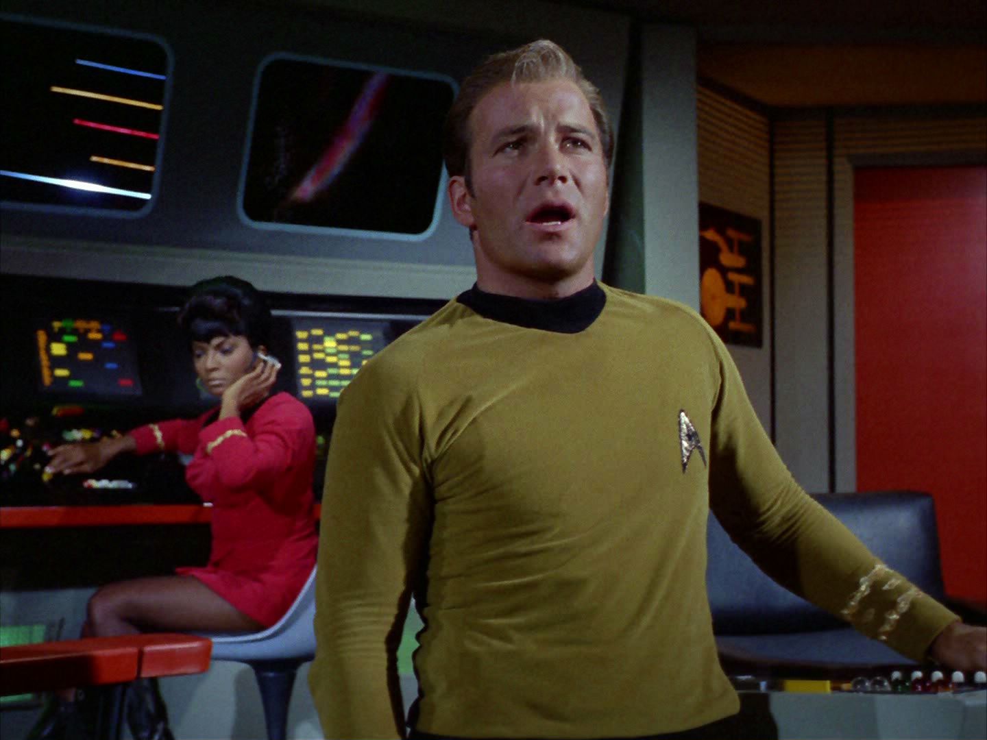 ariane179254_StarTrek_2x03_TheChangeling_0260.jpg