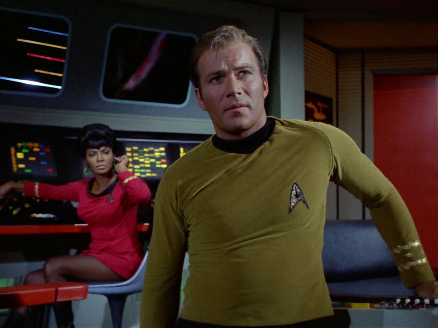 ariane179254_StarTrek_2x03_TheChangeling_0268.jpg