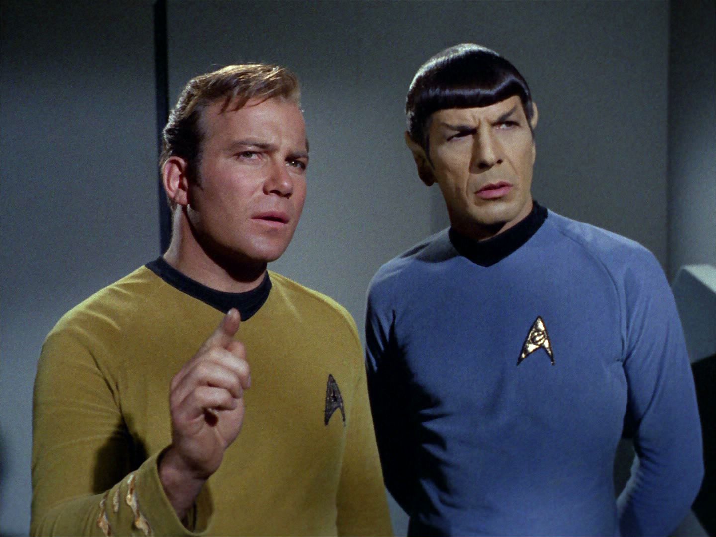 ariane179254_StarTrek_2x03_TheChangeling_0384.jpg
