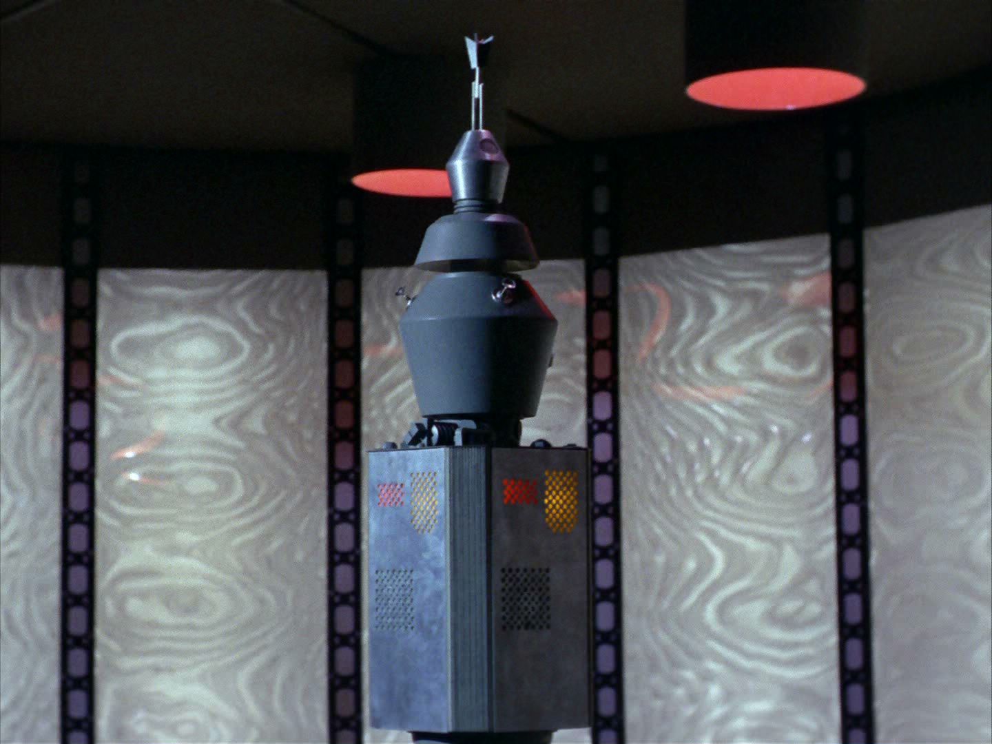 ariane179254_StarTrek_2x03_TheChangeling_0396.jpg