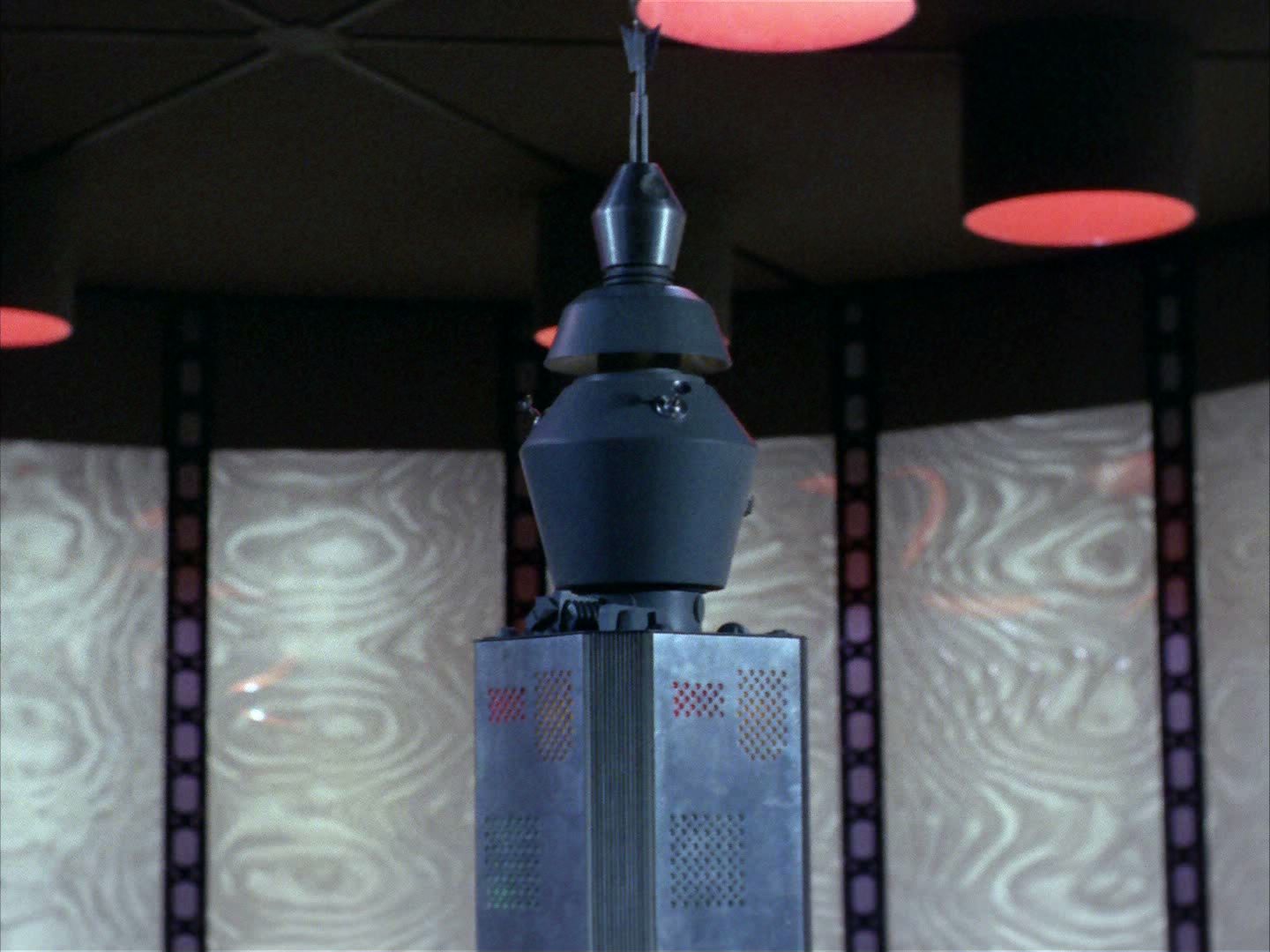 ariane179254_StarTrek_2x03_TheChangeling_0397.jpg