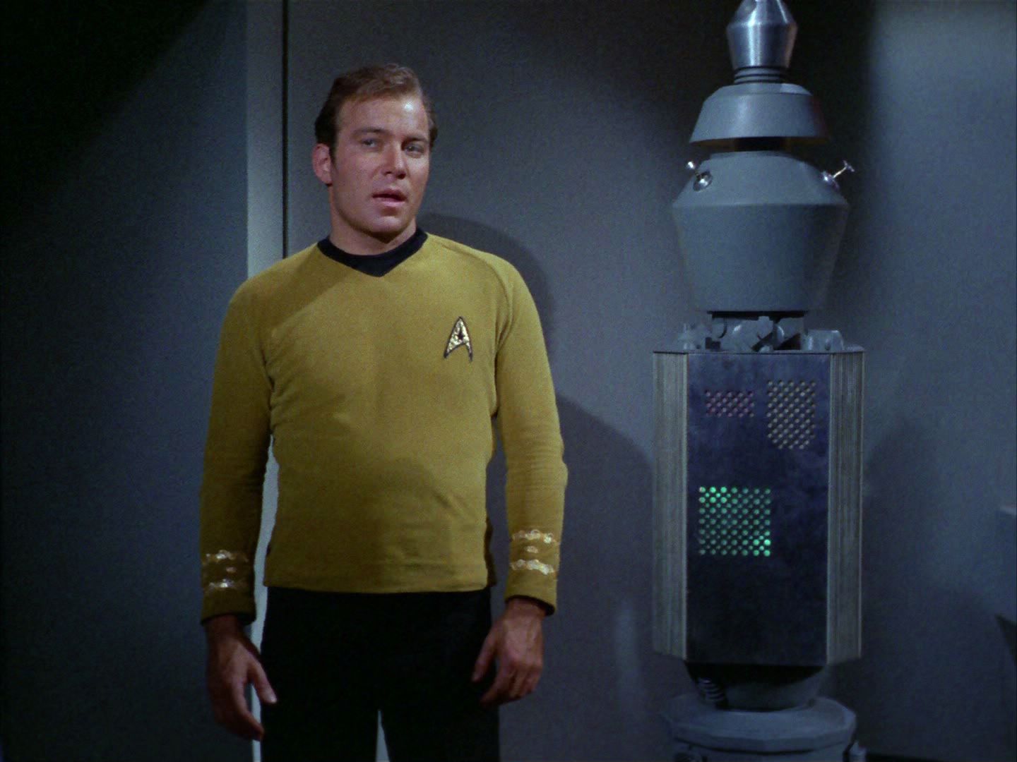ariane179254_StarTrek_2x03_TheChangeling_0419.jpg