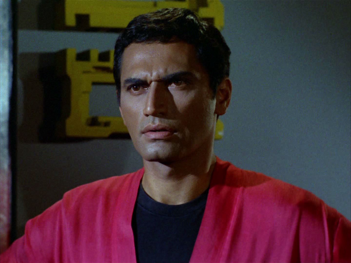 ariane179254_StarTrek_2x03_TheChangeling_0430.jpg