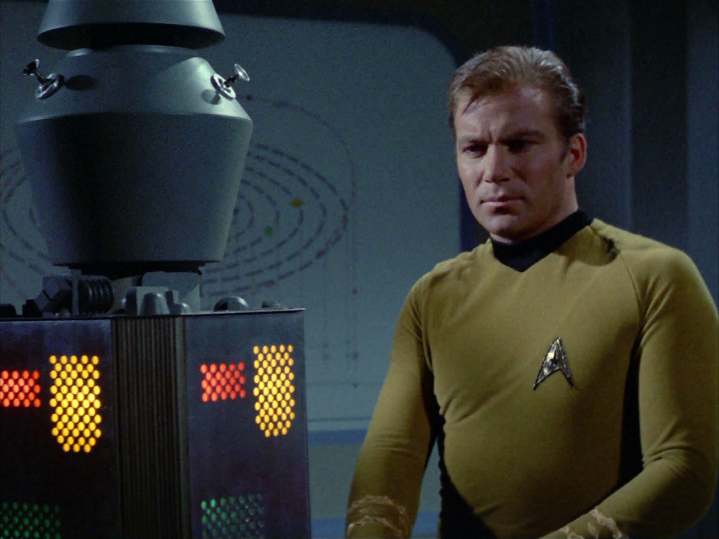 ariane179254_StarTrek_2x03_TheChangeling_0446.jpg