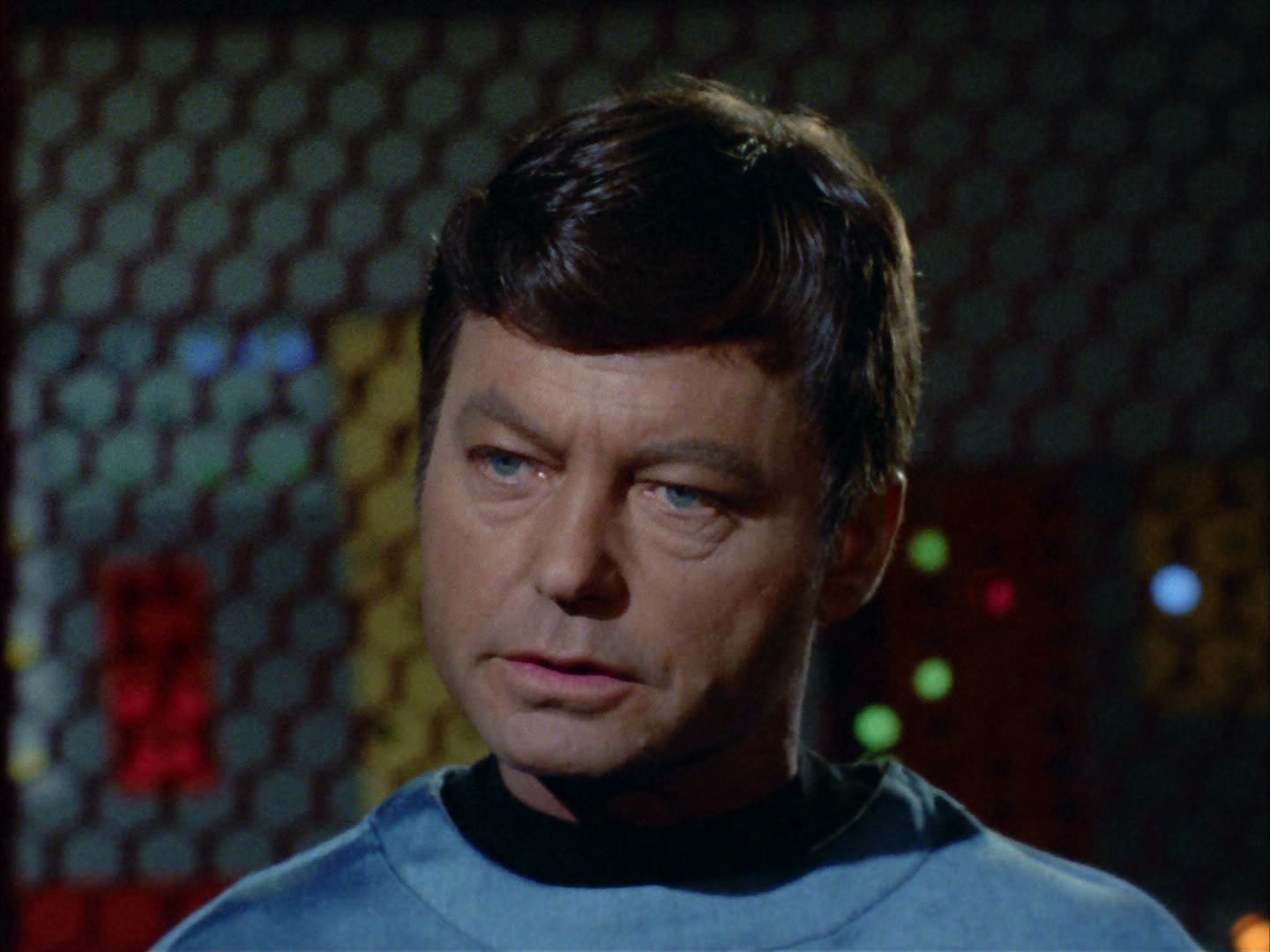 ariane179254_StarTrek_2x03_TheChangeling_0452.jpg