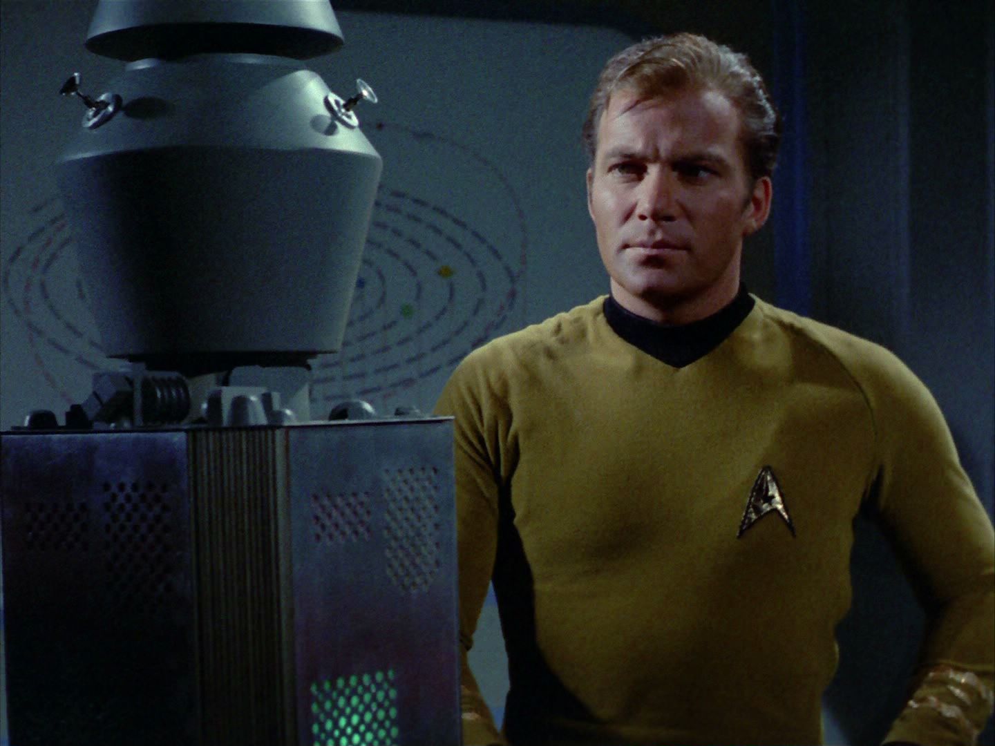 ariane179254_StarTrek_2x03_TheChangeling_0461.jpg
