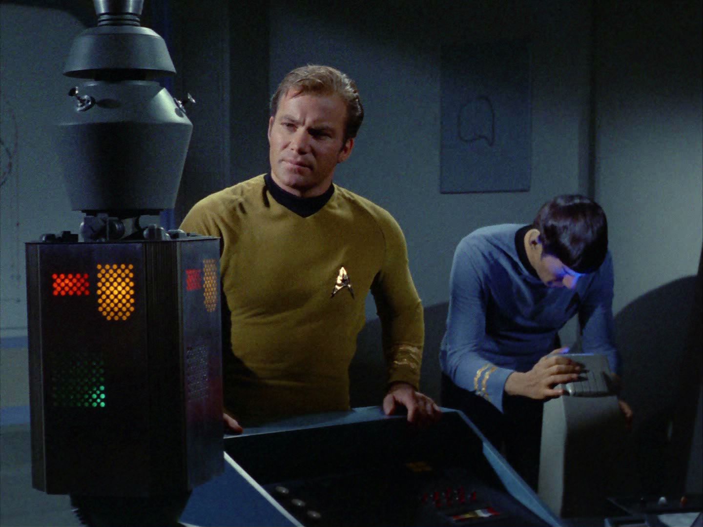 ariane179254_StarTrek_2x03_TheChangeling_0473.jpg