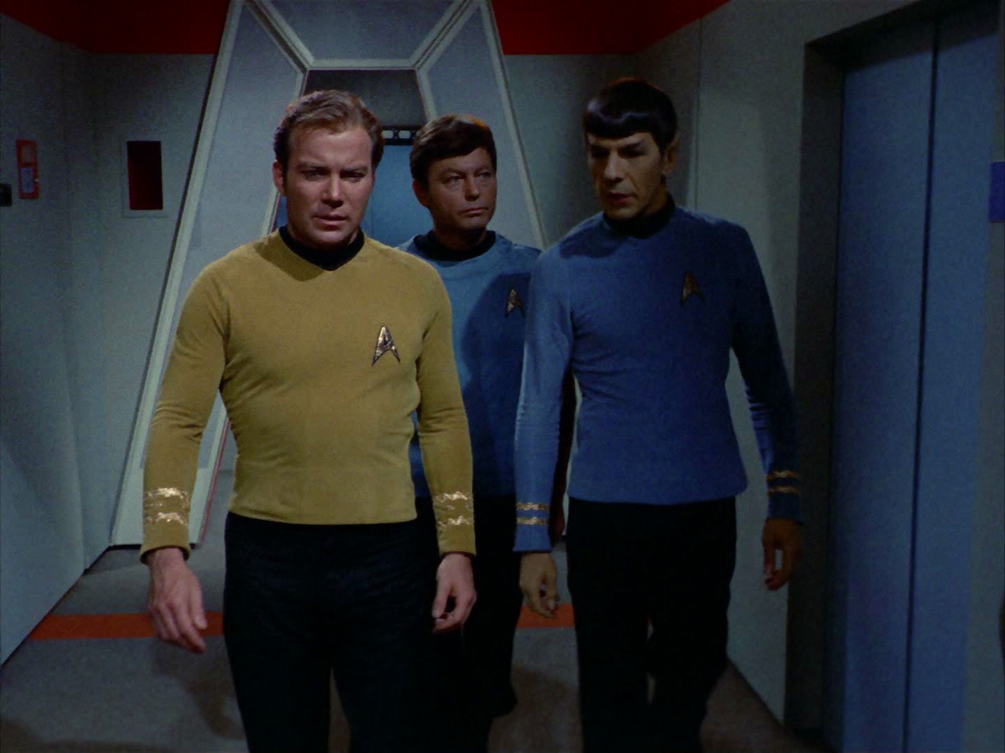 ariane179254_StarTrek_2x03_TheChangeling_0496.jpg