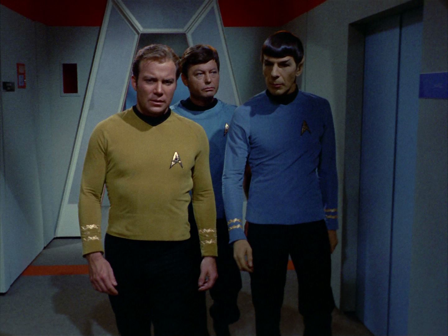 ariane179254_StarTrek_2x03_TheChangeling_0497.jpg