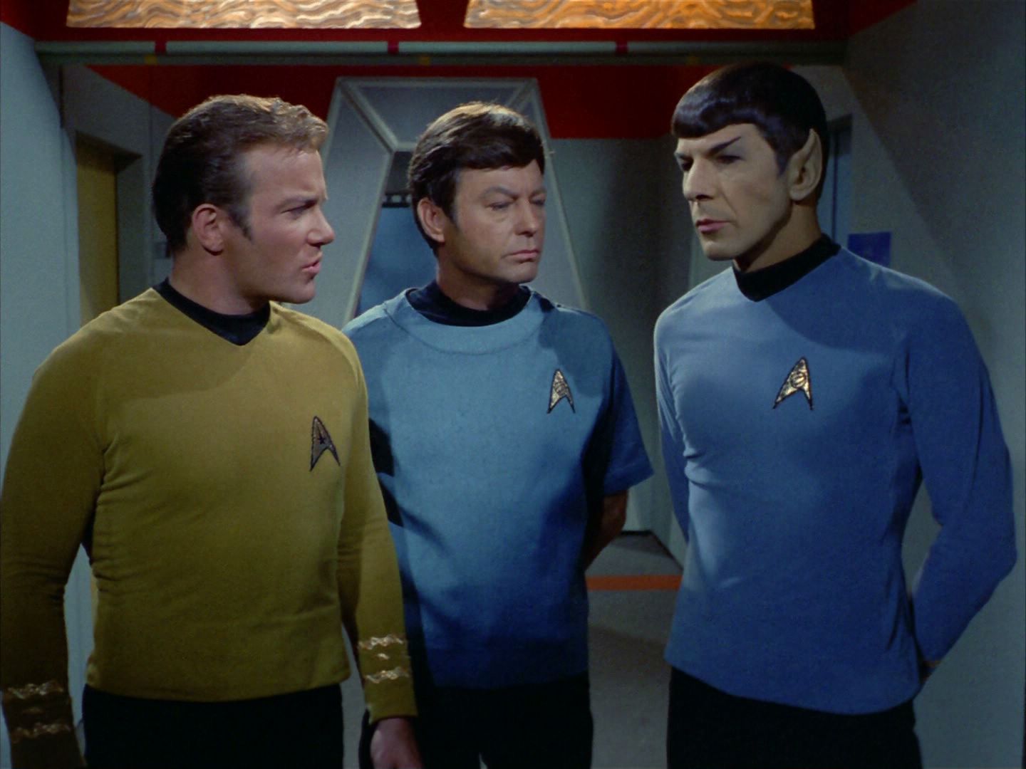 ariane179254_StarTrek_2x03_TheChangeling_0503.jpg