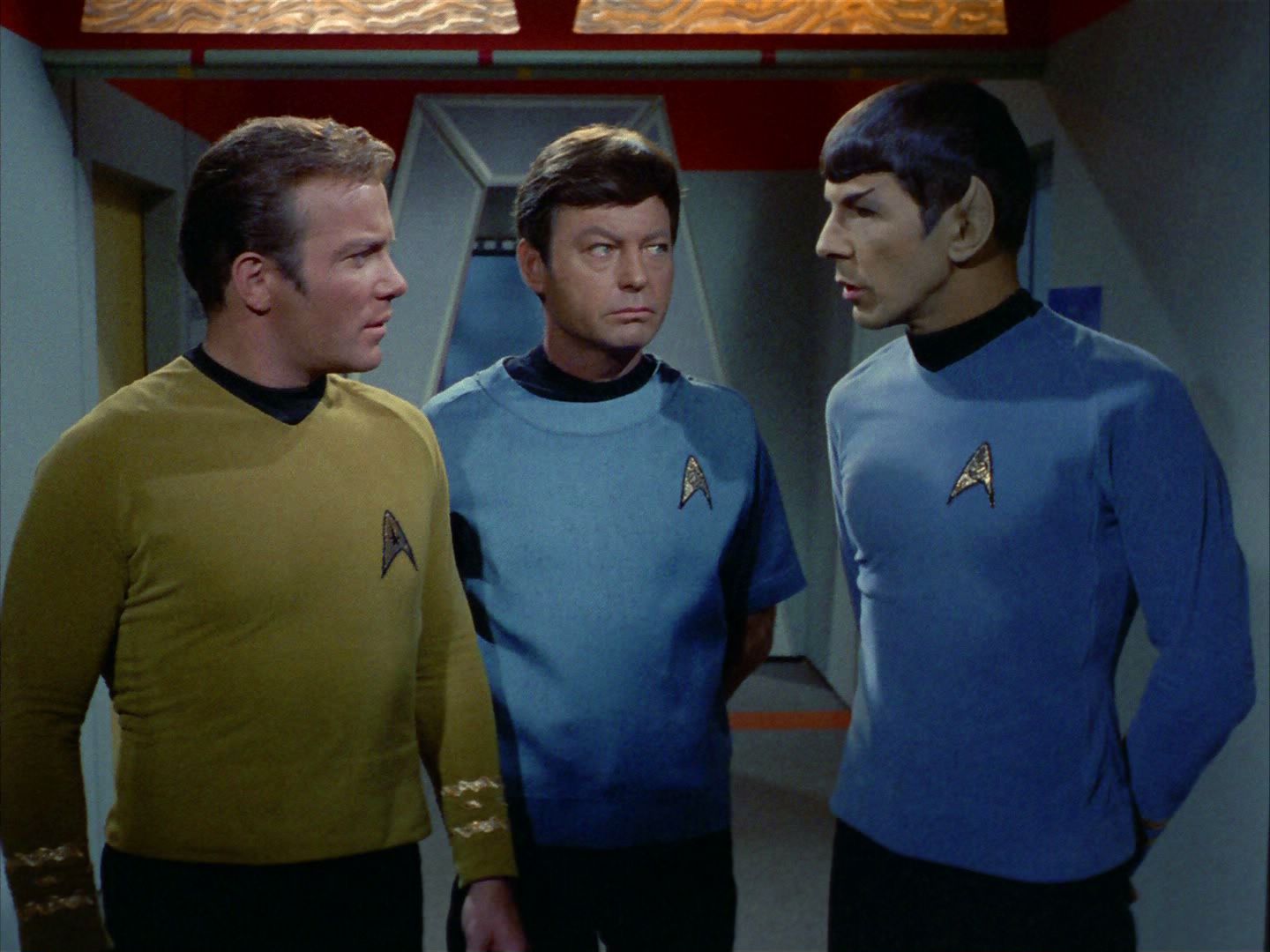 ariane179254_StarTrek_2x03_TheChangeling_0505.jpg