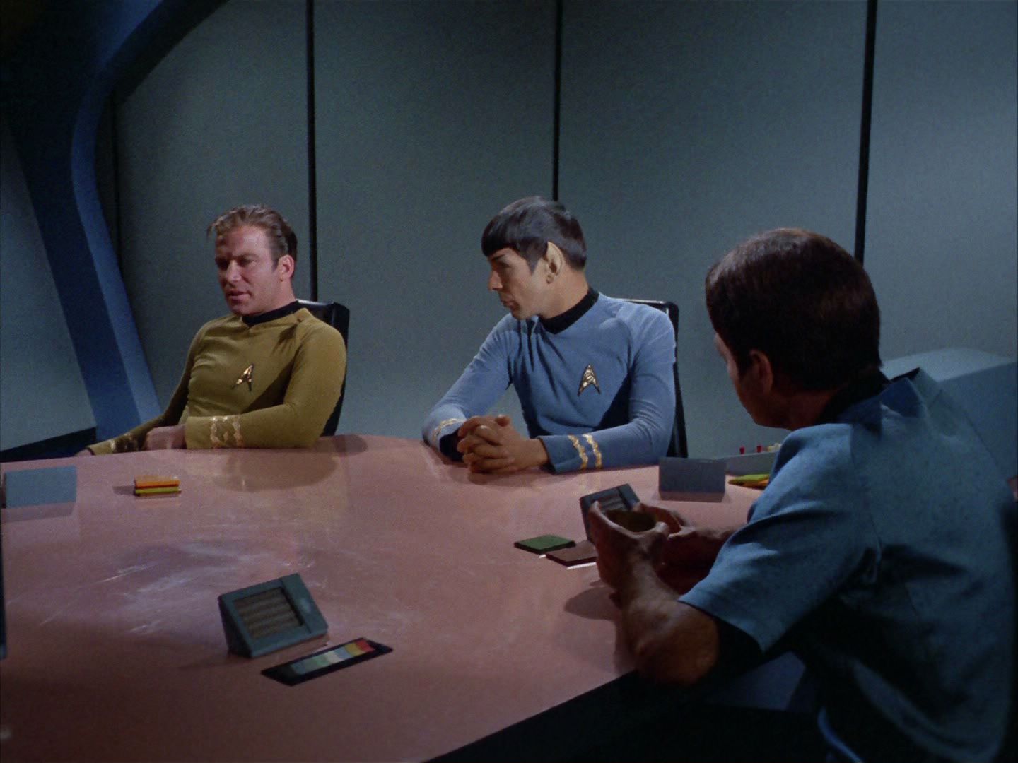 ariane179254_StarTrek_2x03_TheChangeling_0564.jpg