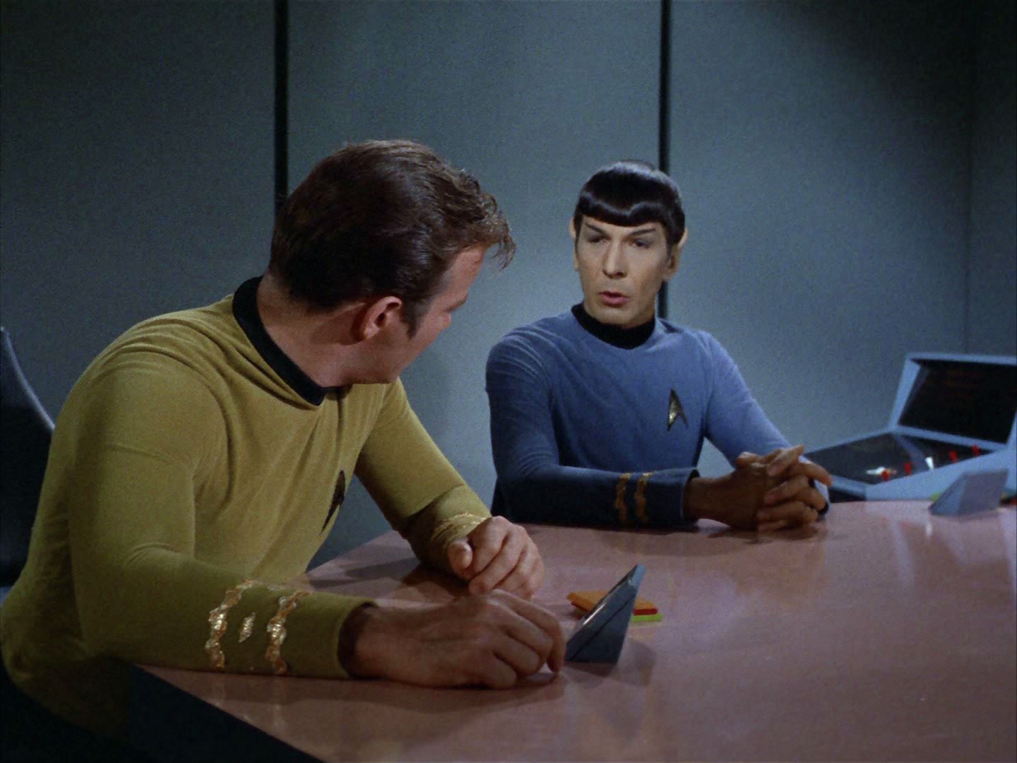 ariane179254_StarTrek_2x03_TheChangeling_0606.jpg