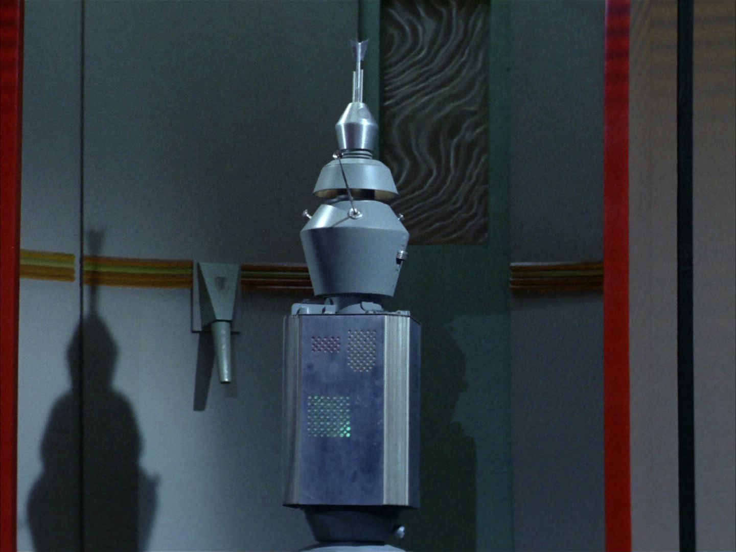 ariane179254_StarTrek_2x03_TheChangeling_0610.jpg