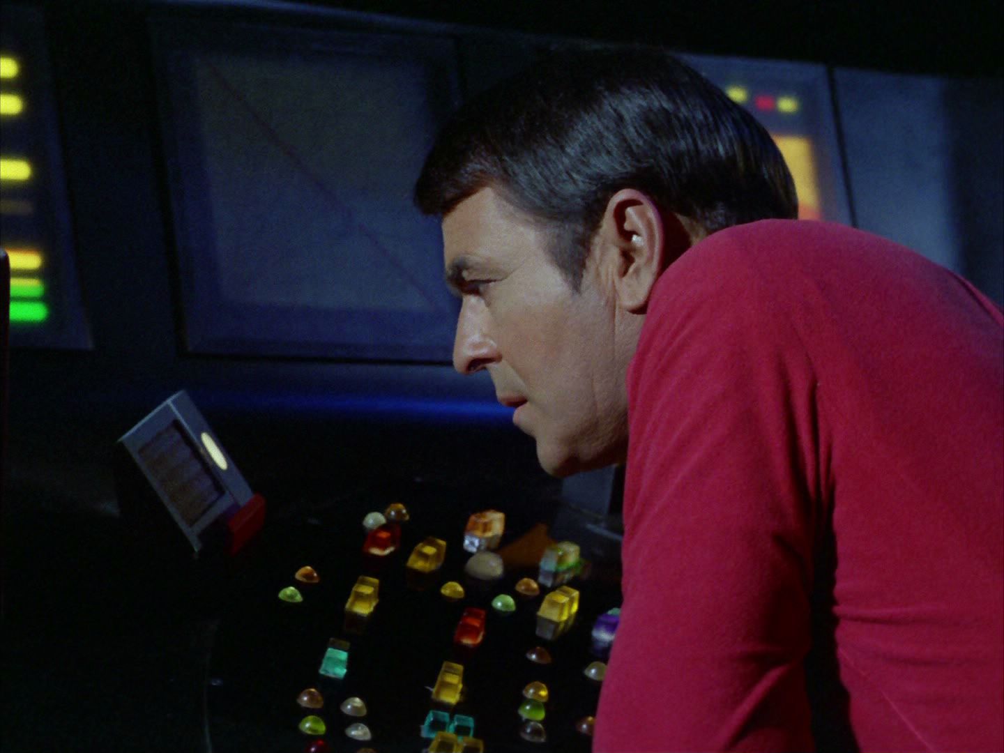 ariane179254_StarTrek_2x03_TheChangeling_0616.jpg