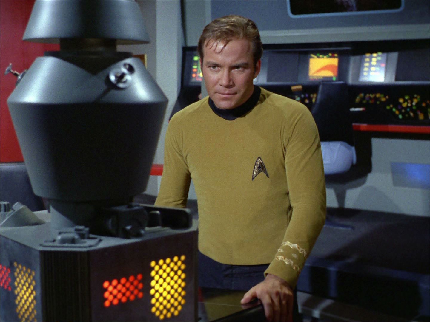 ariane179254_StarTrek_2x03_TheChangeling_0682.jpg