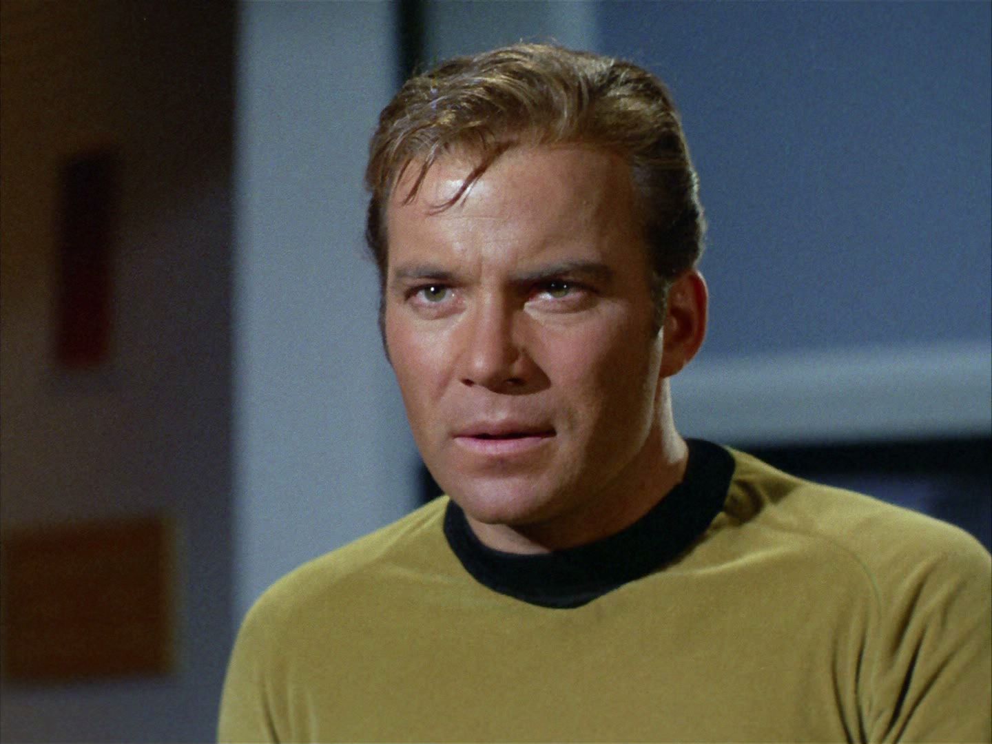 ariane179254_StarTrek_2x03_TheChangeling_0698.jpg